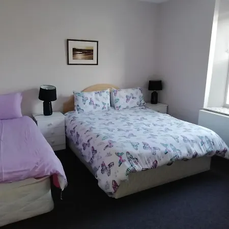 Apartment The River House Self Catering Apartment *